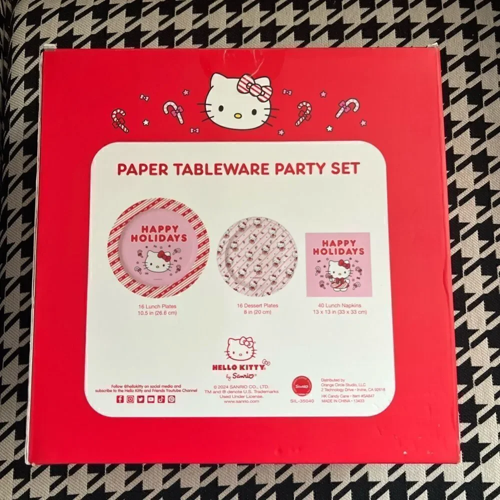 Hello Kitty Christmas Paper Tableware Party Set